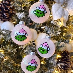SOLD-Grinch Ornaments 🎄